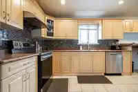 7366 144A STREET - thumbnail 10