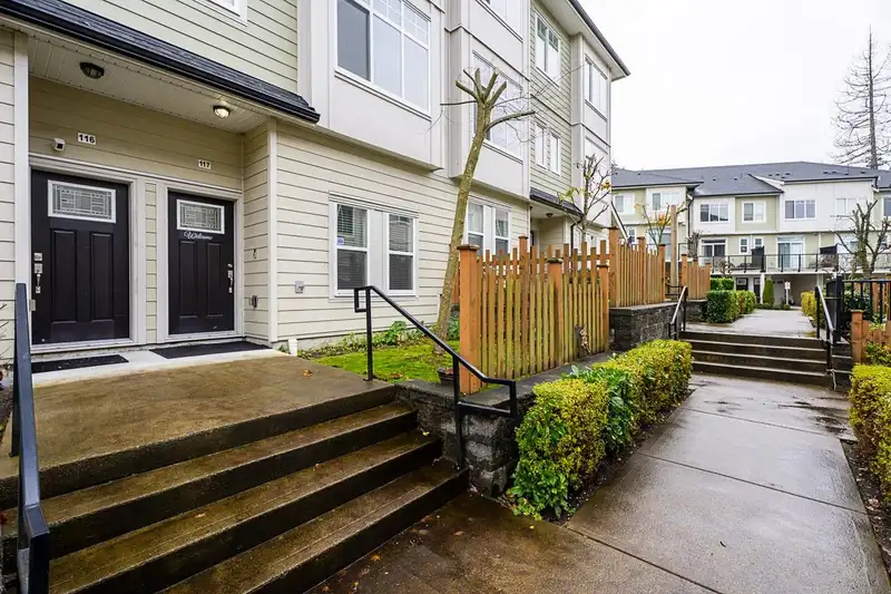 117 13670 62 AVENUE - photo 1 of 36