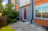 30 8140 166 STREET - thumbnail 3