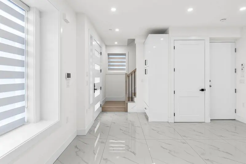 1 333 E 64TH AVENUE - photo 4 of 25