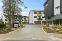 15 17538 100 AVENUE - thumbnail 2