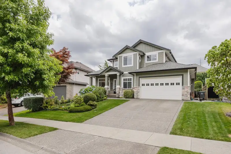 16952 GREENBROOK DRIVE - photo 1 of 30