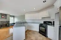 6103 190 STREET - thumbnail 5