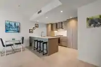 1205 9887 WHALLEY BOULEVARD - thumbnail 2