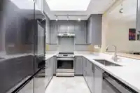 306 9763 140 STREET - thumbnail 1