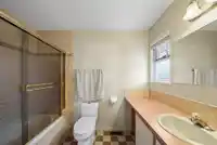 5742 190 STREET - thumbnail 16
