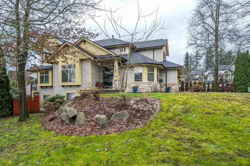 5846 167 STREET - photo 1 of 40