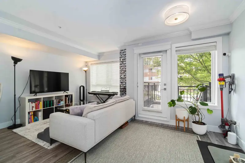 104 2229 ATKINS AVENUE - photo 2 of 24