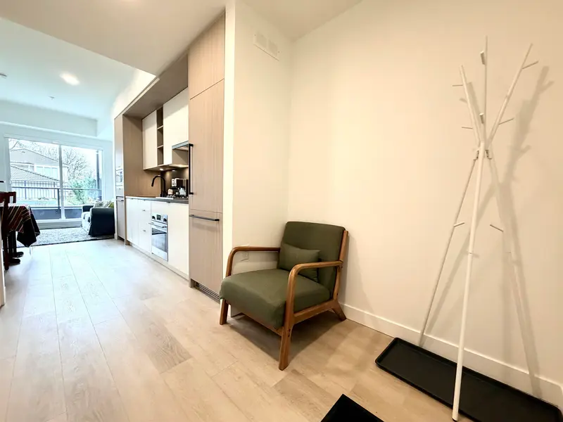 105 2268 E BROADWAY STREET - photo 3 of 20