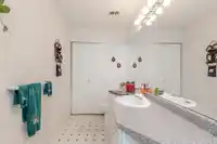 7 7250 122ND STREET - thumbnail 14
