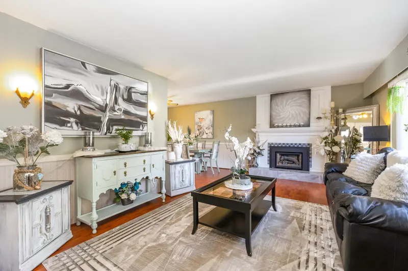 20838 STONEY AVENUE - photo 3 of 25