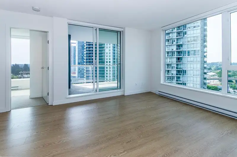 1706 13696 100 AVENUE - photo 3 of 32