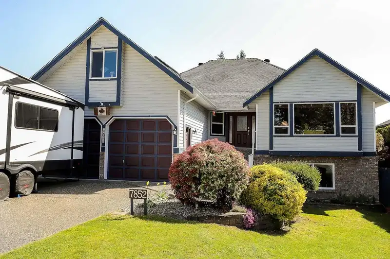 7852 167A STREET - photo 1 of 39