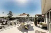 7852 167A STREET - thumbnail 35