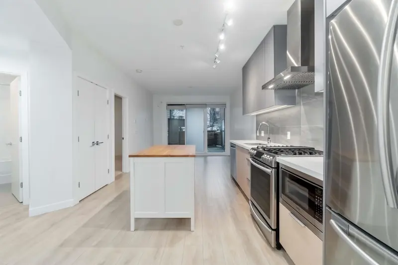 114 603 REGAN AVENUE - photo 4 of 24