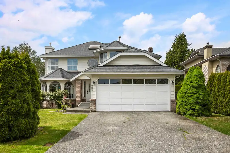 10837 155A STREET - photo 1 of 40