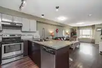 313 14960 102A AVENUE - thumbnail 6