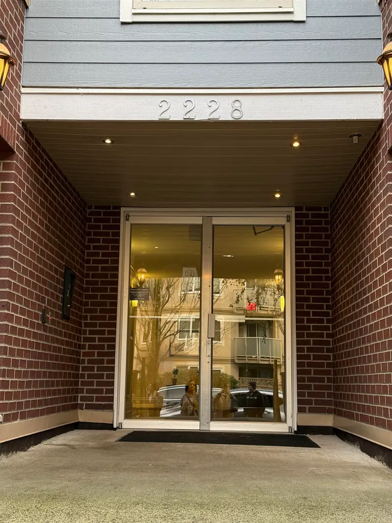 101 2228 WELCHER AVENUE - photo 1 of 6