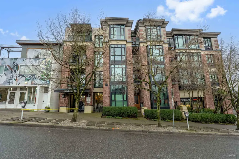 321 2515 ONTARIO STREET - photo 2 of 25