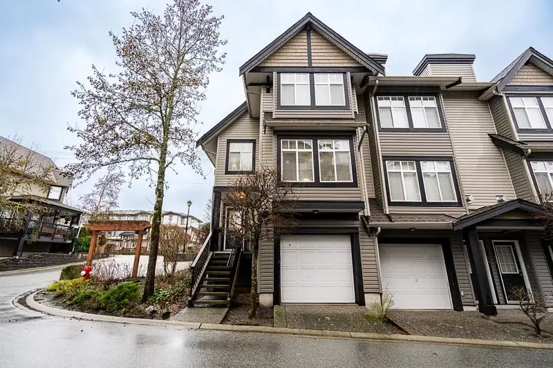 55 19448 68 AVENUE - photo 3 of 40