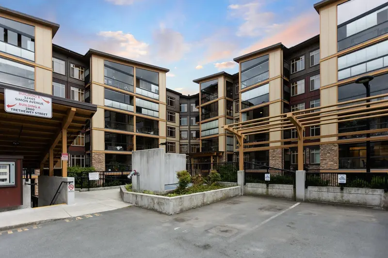 108 32445 SIMON AVENUE - photo 1 of 25
