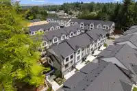 35 9688 182A STREET - thumbnail 4