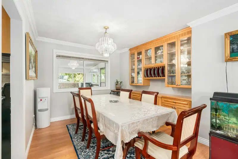9211 132A STREET - photo 4 of 31