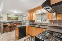 9211 132A STREET - thumbnail 5
