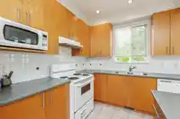 5 8250 158 STREET - thumbnail 6