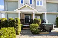 1 19299 72 AVENUE - thumbnail 5