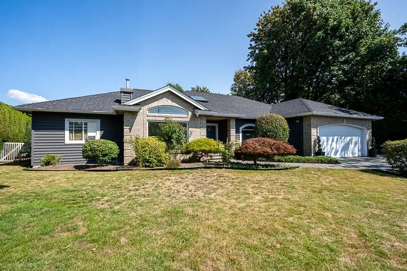 5758 W KETTLE CRESCENT - photo 1 of 36