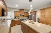 14330 82 AVENUE - thumbnail 10