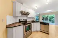 33 8111 160 STREET - thumbnail 2