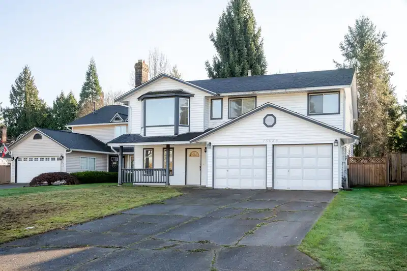 15688 93 AVENUE - photo 1 of 40