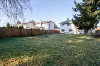 15688 93 AVENUE - thumbnail 38