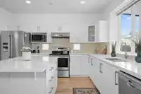 6721 184A STREET - thumbnail 6
