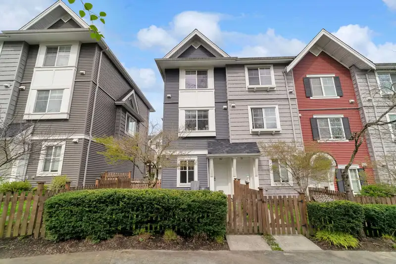 20 19128 65 AVENUE - photo 3 of 31
