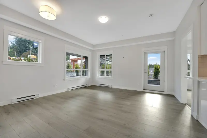 117 33886 PINE STREET - photo 4 of 25