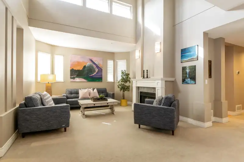 53 16655 64 AVENUE - photo 3 of 34