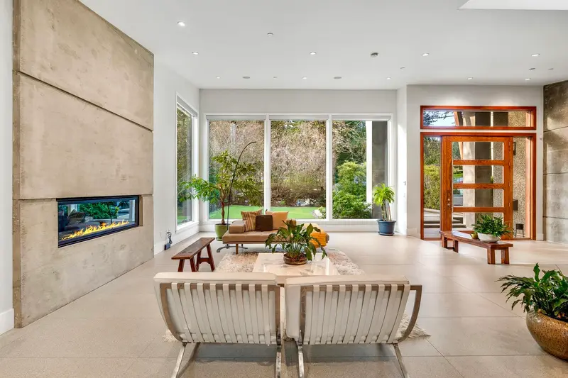 388 HIDHURST PLACE - photo 4 of 25