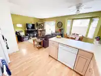 6 9727 152B STREET - thumbnail 13