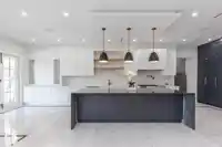 5579 136B STREET - thumbnail 20