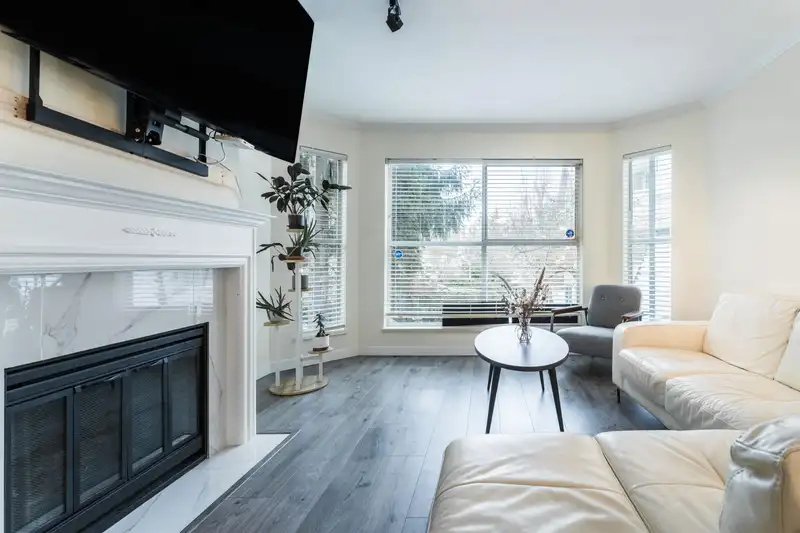 218 7161 121 STREET - photo 4 of 27