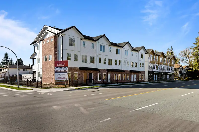 7 31981 CORAL AVENUE - photo 2 of 25