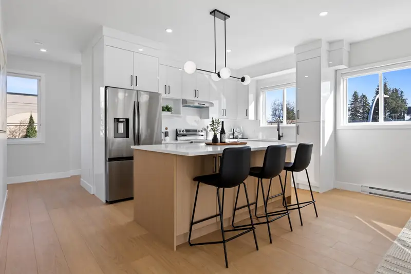 7 31981 CORAL AVENUE - photo 4 of 25