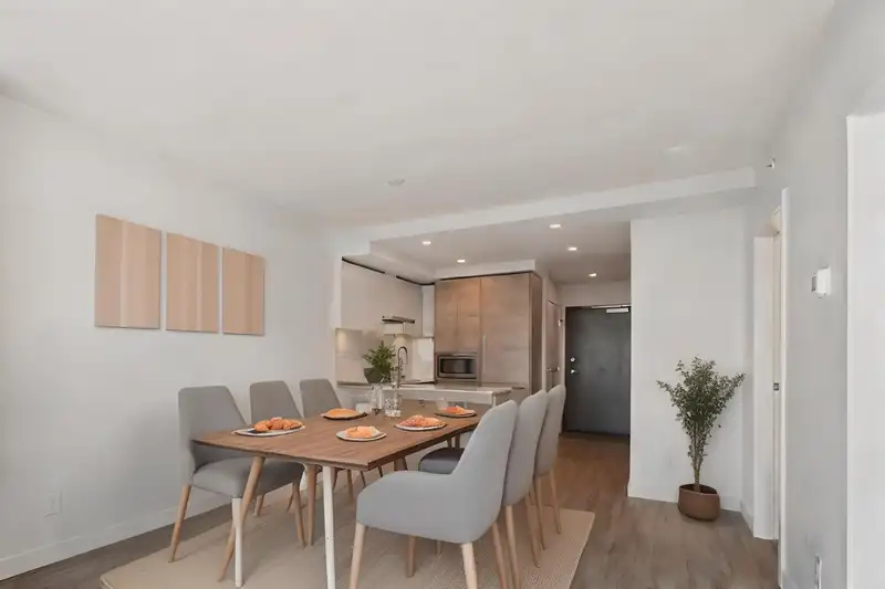2611 13615 FRASER HIGHWAY - photo 2 of 24