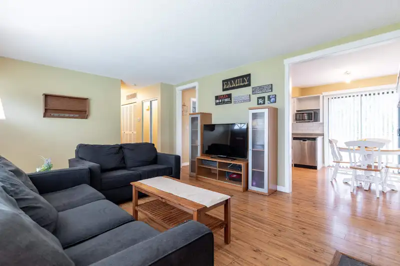 10259 143A STREET - photo 2 of 24