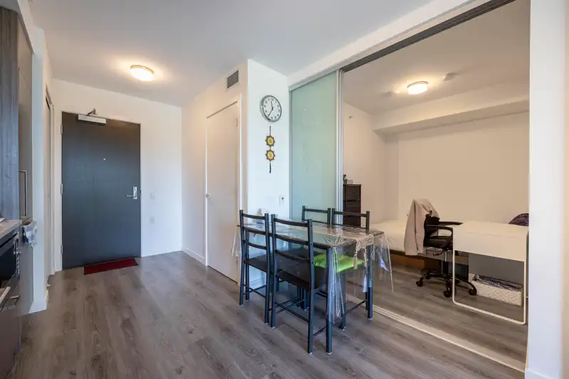503 13350 CENTRAL AVENUE - photo 3 of 16