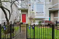22 6518 121 STREET - thumbnail 2