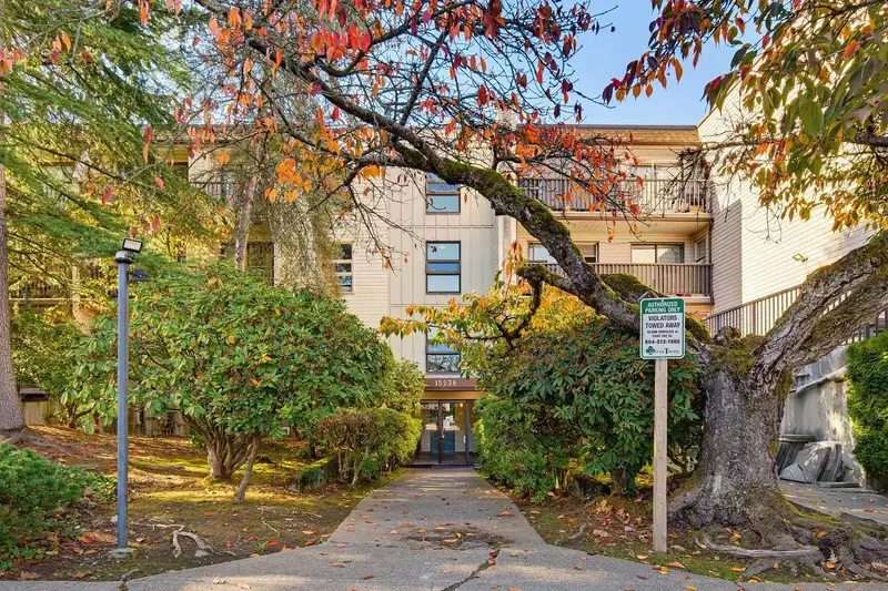 101 15238 100 AVENUE - photo 2 of 25